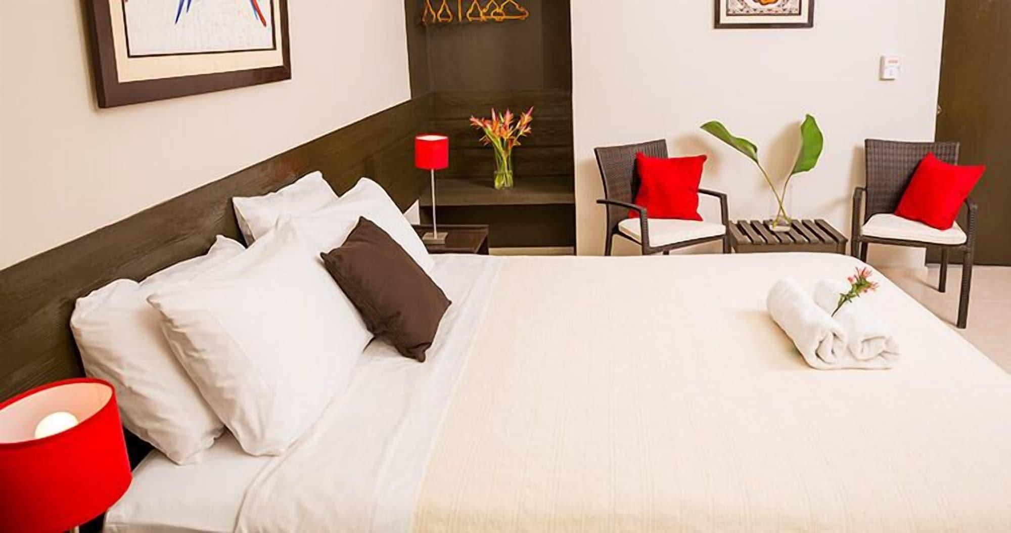 Irapay Amazon Lodge - Asociado Casa Andina อีกีโตส ภายนอก รูปภาพ
